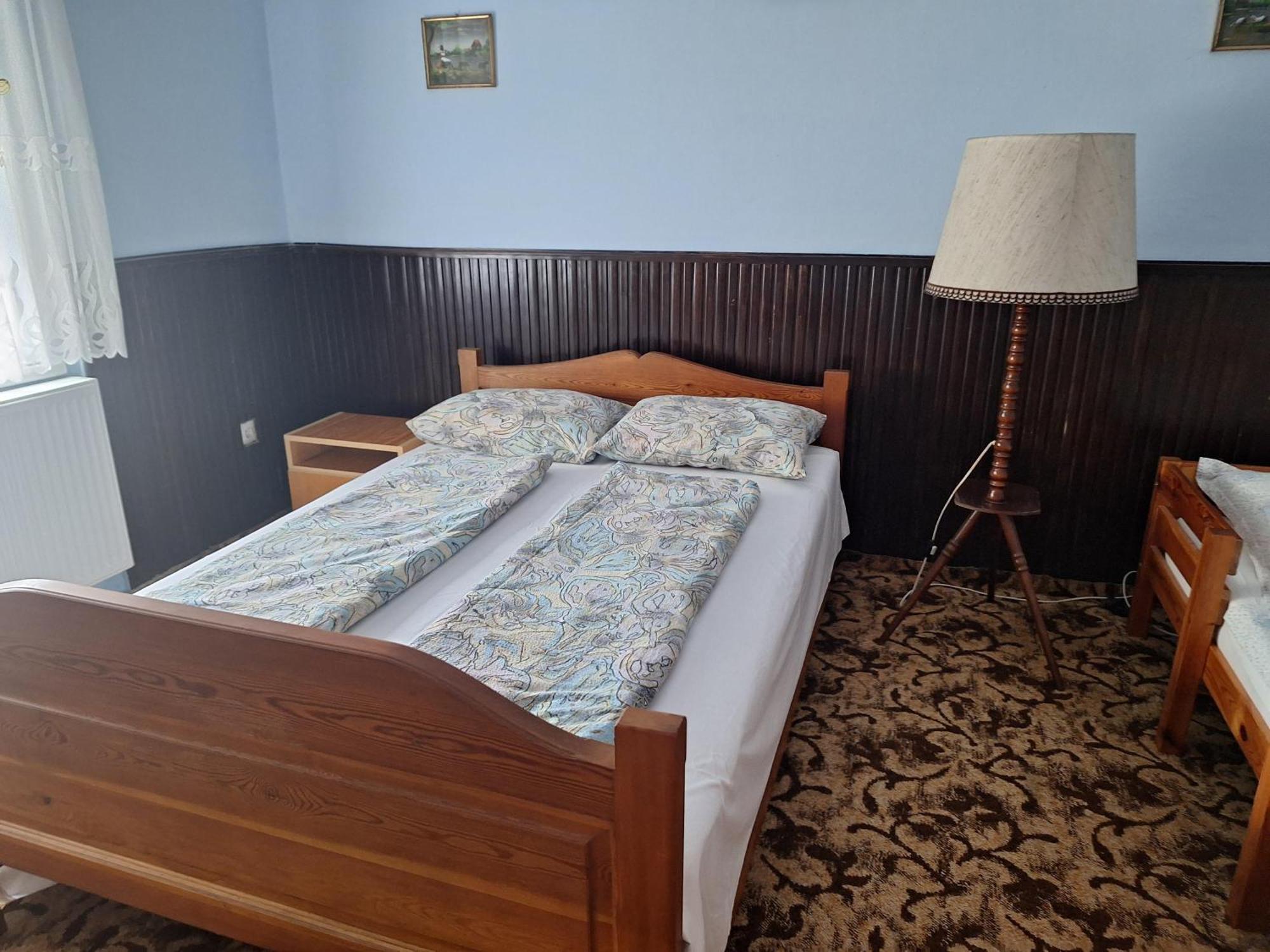 Etus Vendeghaz 2 Villa Balatonfenyves Bagian luar foto